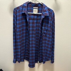 American eagle button up, size large